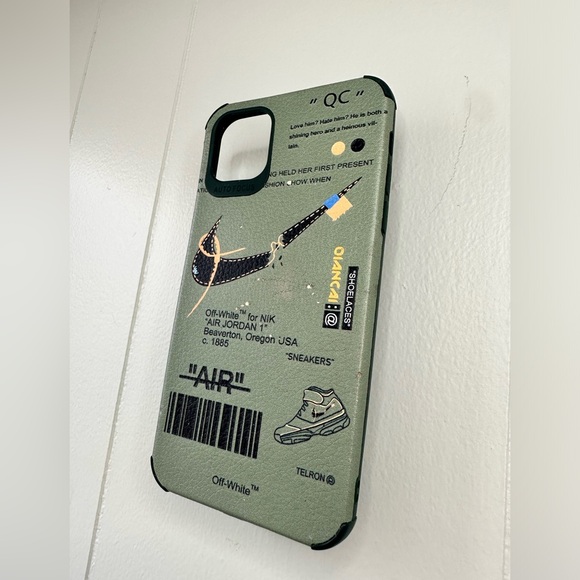 iPhone 6/7 Plus phone case - Picture 3 of 4